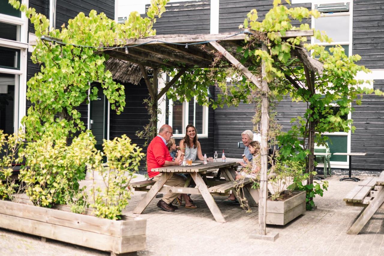Stayokay Hostel Dordrecht - Nationaal Park De Biesbosch エクステリア 写真
