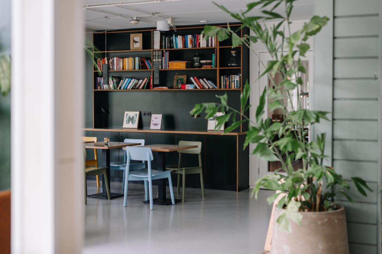 Stayokay Hostel Dordrecht - Nationaal Park De Biesbosch エクステリア 写真