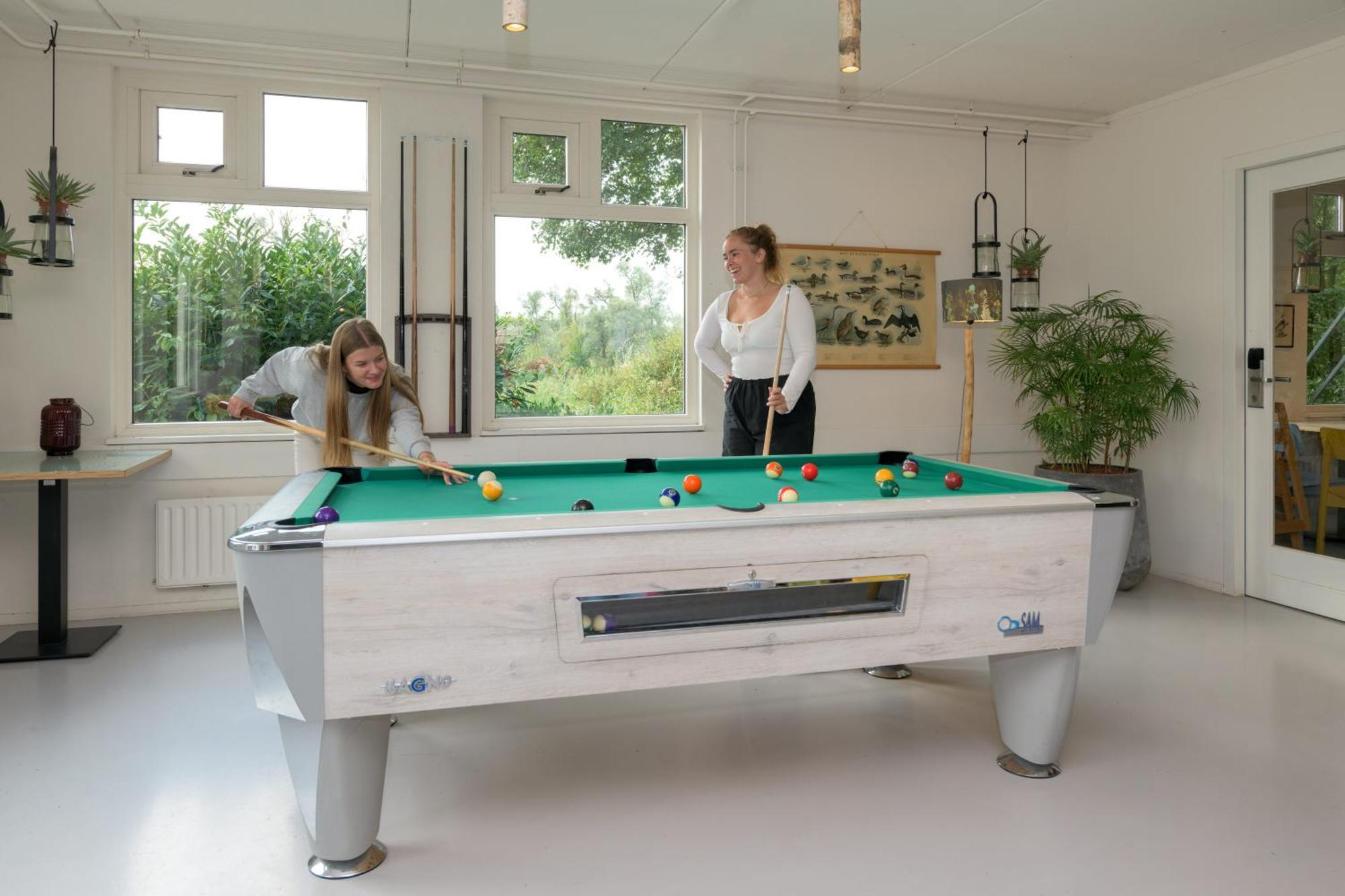 Stayokay Hostel Dordrecht - Nationaal Park De Biesbosch エクステリア 写真