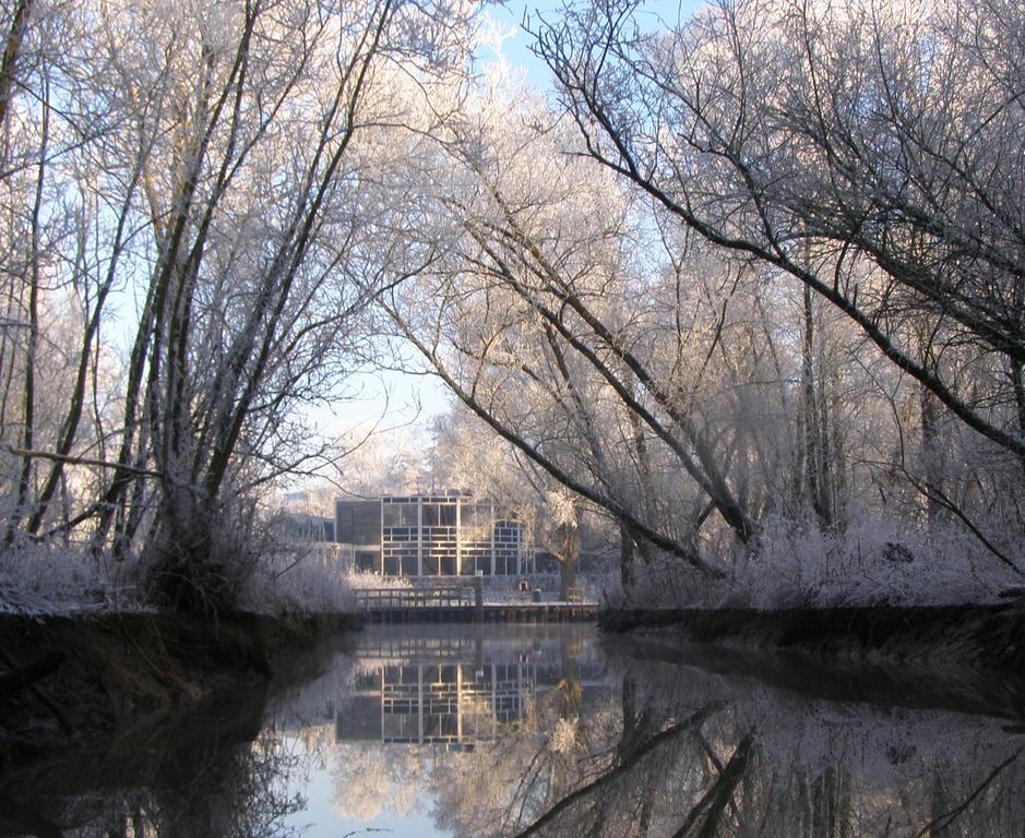 Stayokay Hostel Dordrecht - Nationaal Park De Biesbosch エクステリア 写真