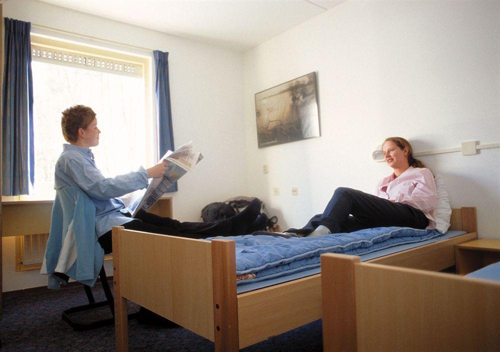 Stayokay Hostel Dordrecht - Nationaal Park De Biesbosch エクステリア 写真