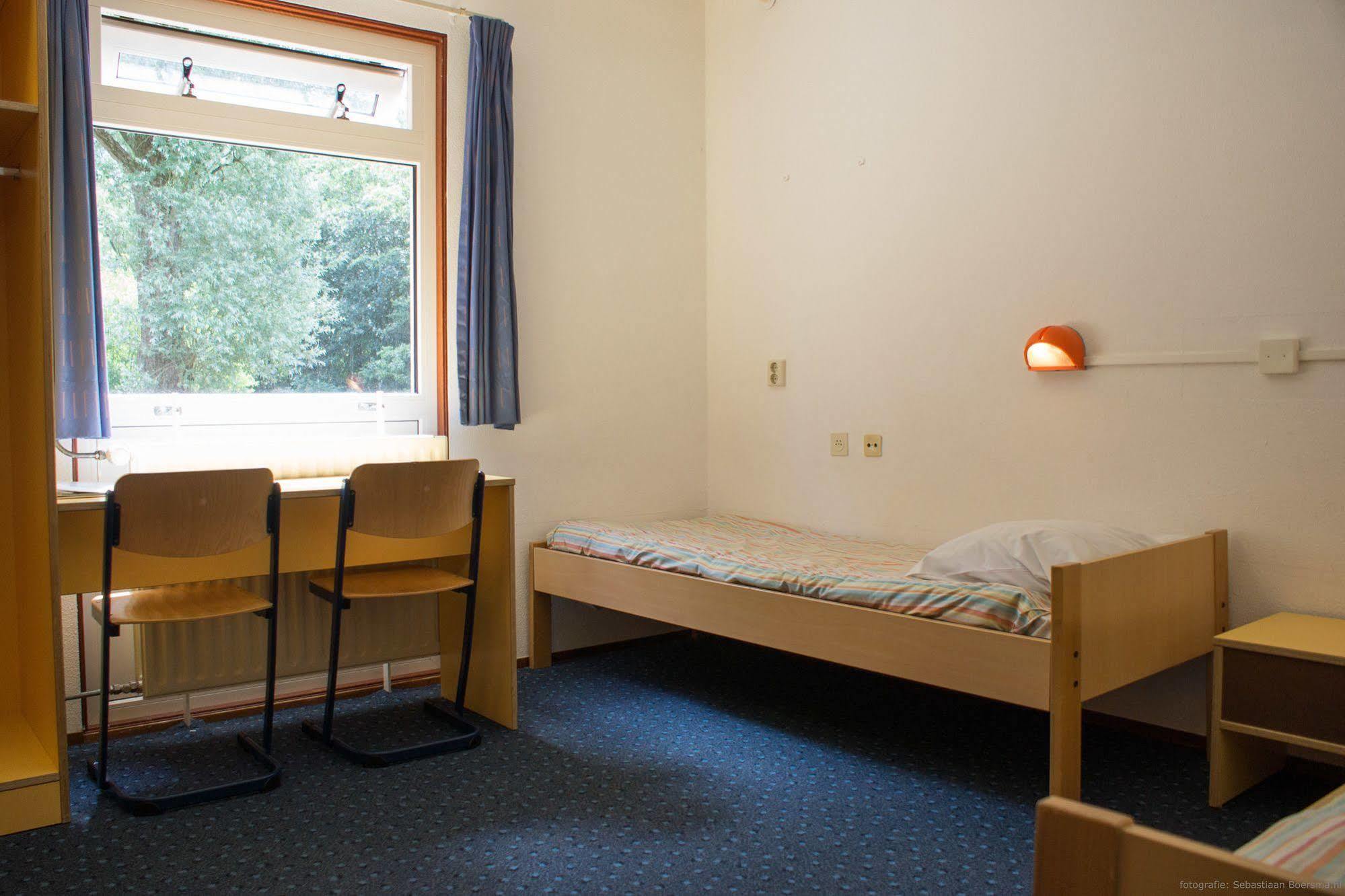 Stayokay Hostel Dordrecht - Nationaal Park De Biesbosch エクステリア 写真