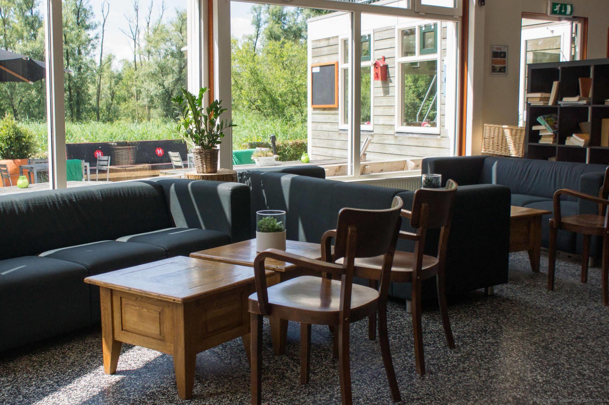 Stayokay Hostel Dordrecht - Nationaal Park De Biesbosch エクステリア 写真